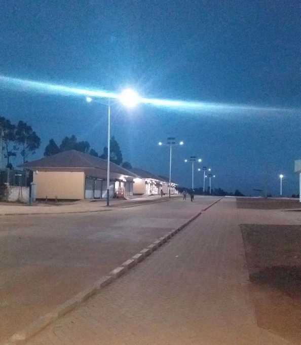 灵宝市非洲科特迪瓦太阳能路灯工程